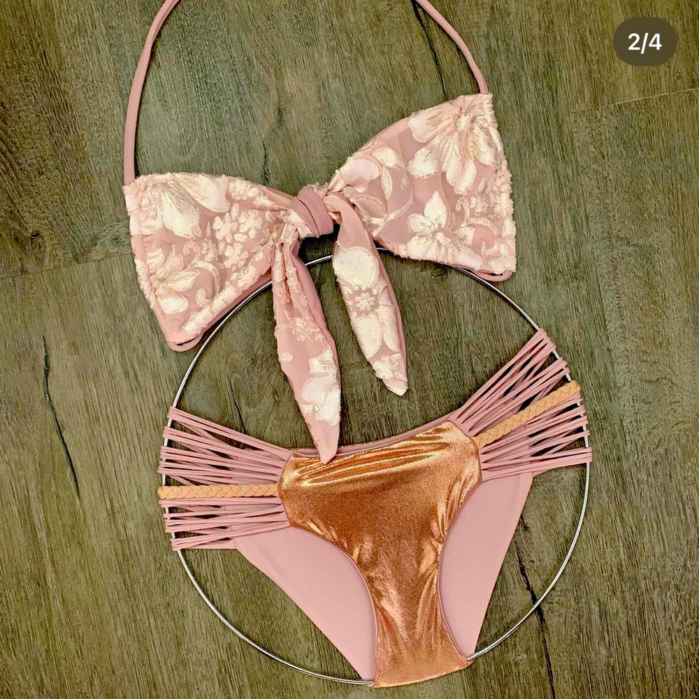 Gitchigami custom fully reversible seamless swimsuit